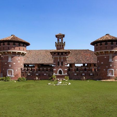 Mahthildis Agriturismo B&B Vermezzo Bagian luar foto